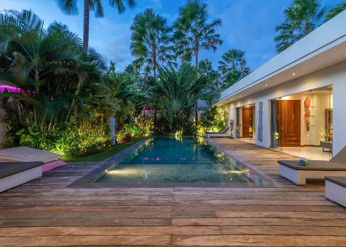 Sawah - 3bd In Center Villa Seminyak