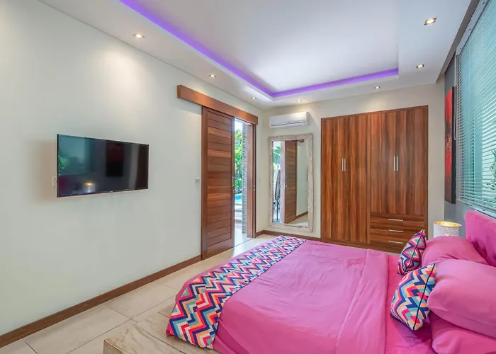 Villa Sawah - 3bd In Center Seminyak