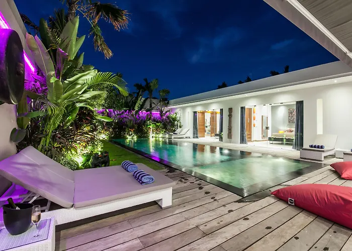 Villa Sawah - 3bd In Center