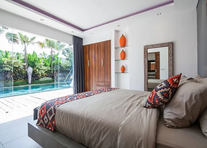 Sawah - 3bd In Center Seminyak
